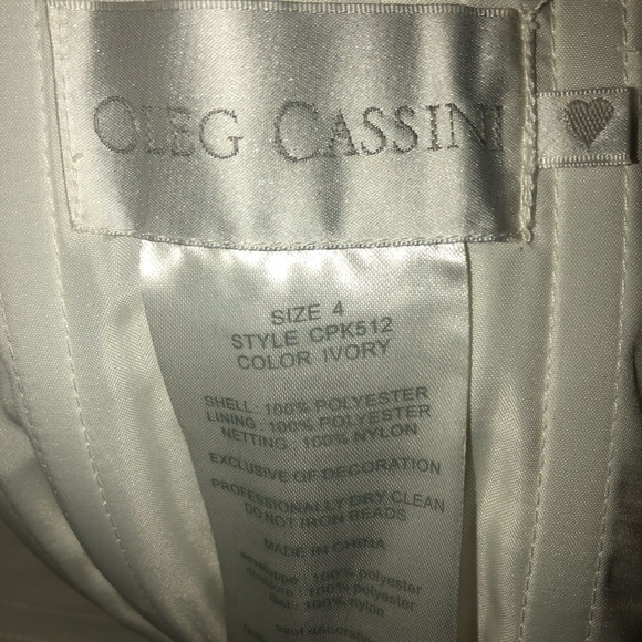 Wedding dress - Picture 7 of 7